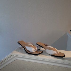 Thong sandals